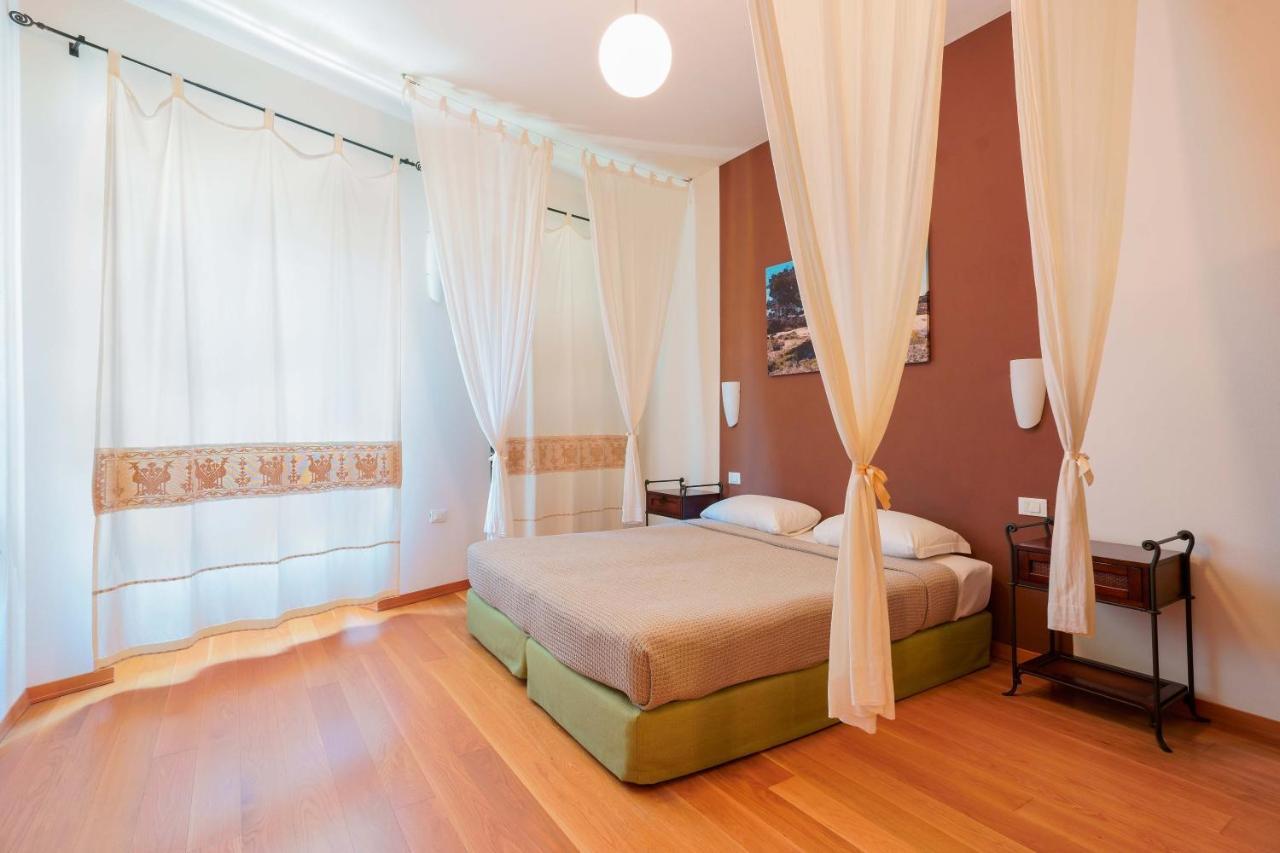 Le Suite Sul Corso Cagliari Exterior foto