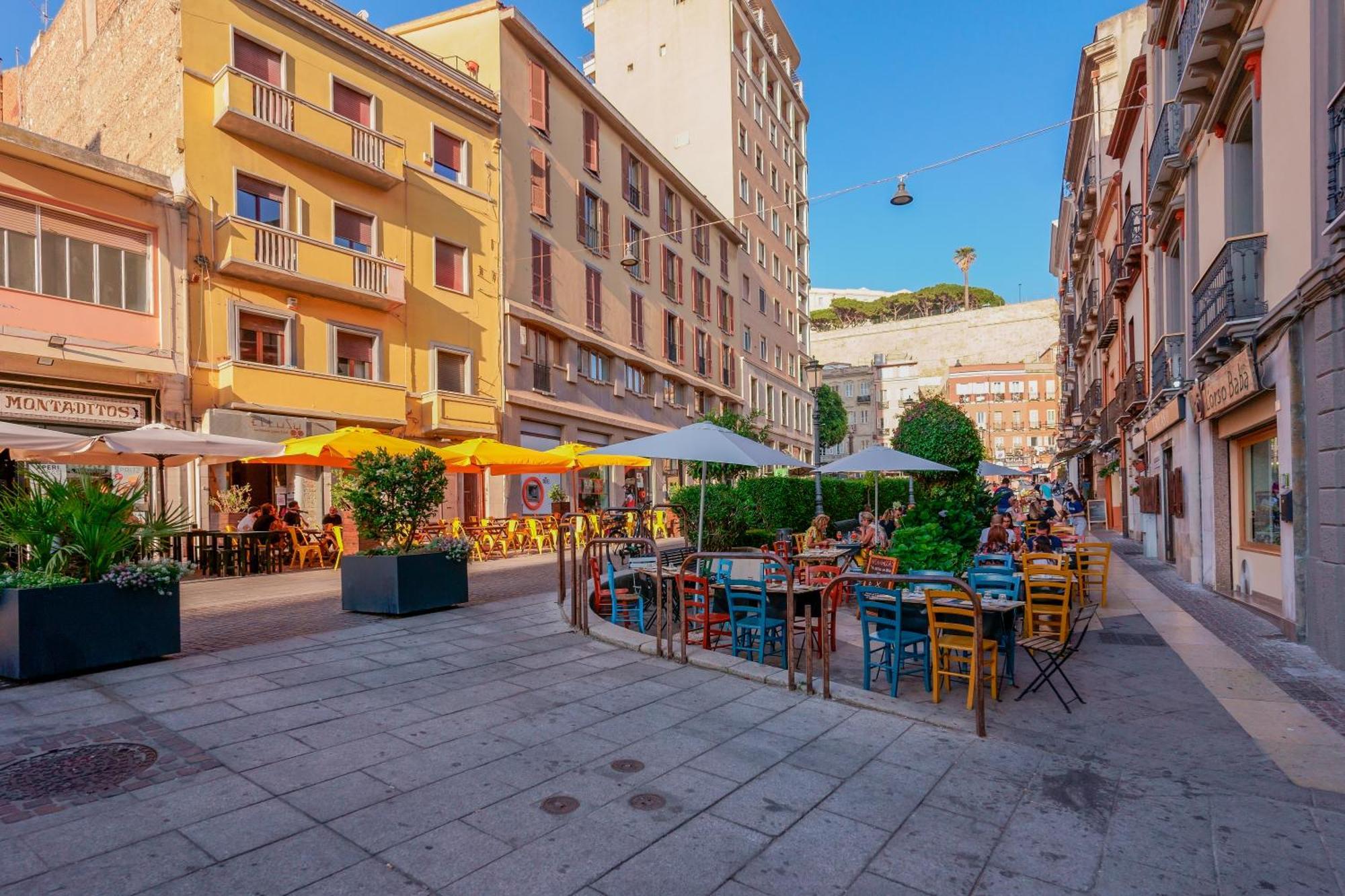 Le Suite Sul Corso Cagliari Exterior foto